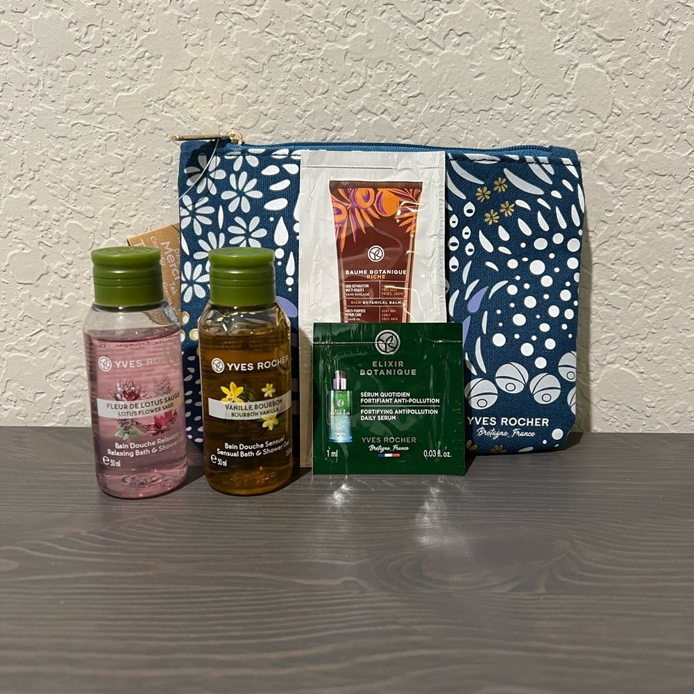 🎹2/$15 Yves Rocher cosmetics gift set with bag shower gel samples